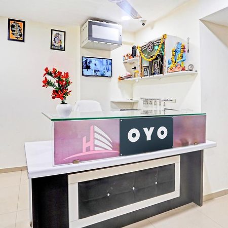 Hotel O Himalaya Inn Ahmedabad Exterior foto